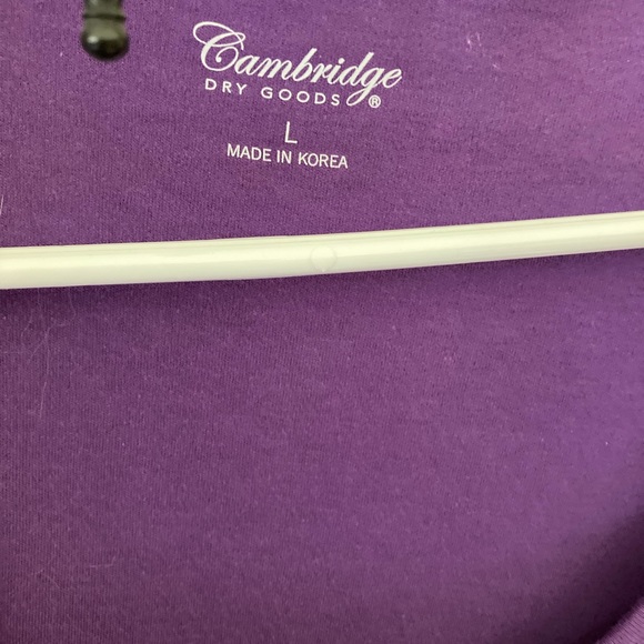 Cambridge Dry Goods cap sleeved, scoop neck tee. - Picture 2 of 4